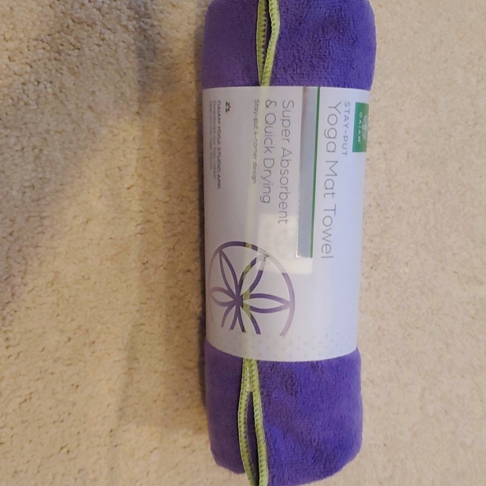 Gaiam yoga mat towel
